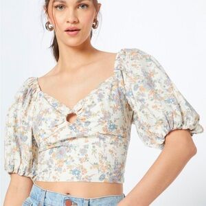 Abercrombie & Fitch Floral Puff Sleeve Top